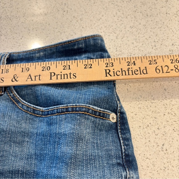 Torrid Womens Stretch Denim Mini Skirt Plus Sz 24 Distressed Destroyed Raw Hem - Picture 6 of 12